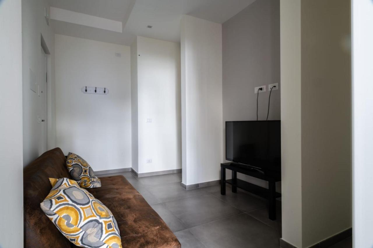 Dimora San Ferdinando 2 Apartment บารี ภายนอก รูปภาพ