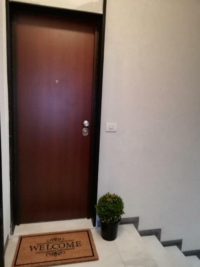 Dimora San Ferdinando 2 Apartment บารี ภายนอก รูปภาพ